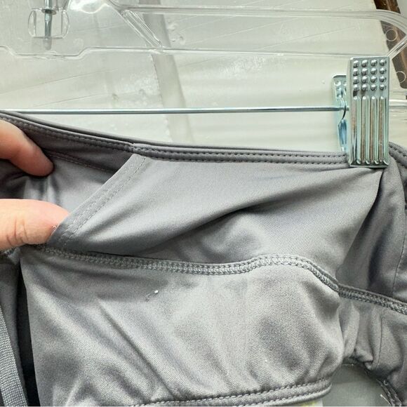 Under Armour semi-fitted heat gear Nike dri fit running shorts women's xl - Picture 11 of 11